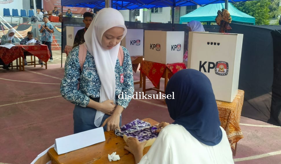 Pemilihan Ketua dan Wakil Ketua OSIS SMAN 1 Soppeng Berjalan Sukses 