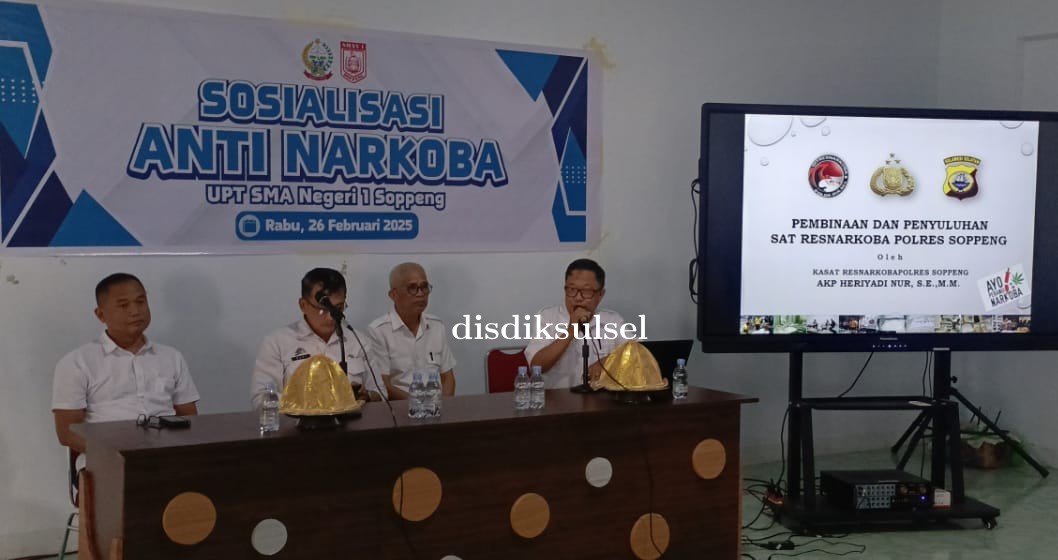 SMAN 1 Soppeng Laksanakan Sosialisasi Anti Narkoba dari SAT Res Narkoba Polres Soppeng